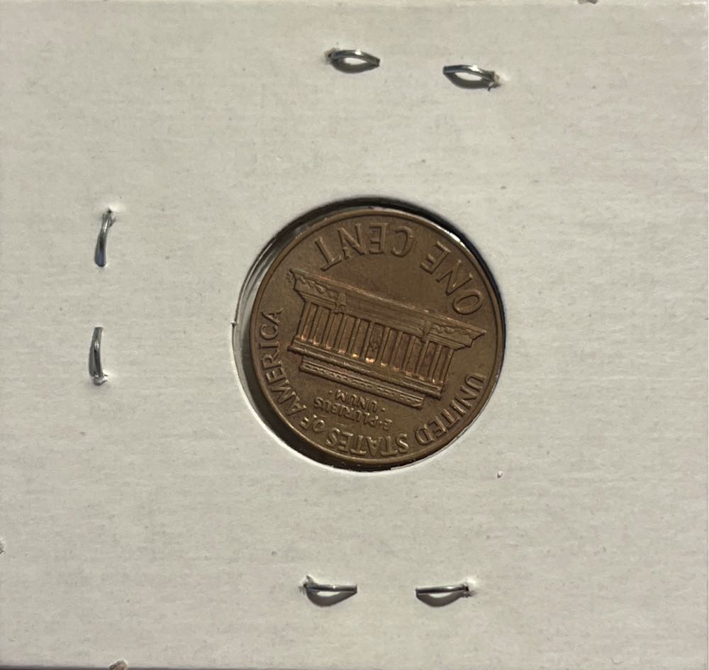 American 1970 D 1 Cent “Lincoln Memorial Cent” Penny (Mom’s Collection)  coin collectible - Main Image 2