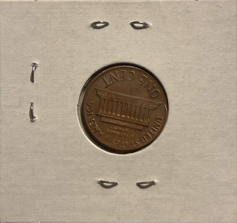 American 1971 D 1 Cent “Lincoln Memorial Cent” Penny (Mom’s Collection)  coin collectible - Main Image 2