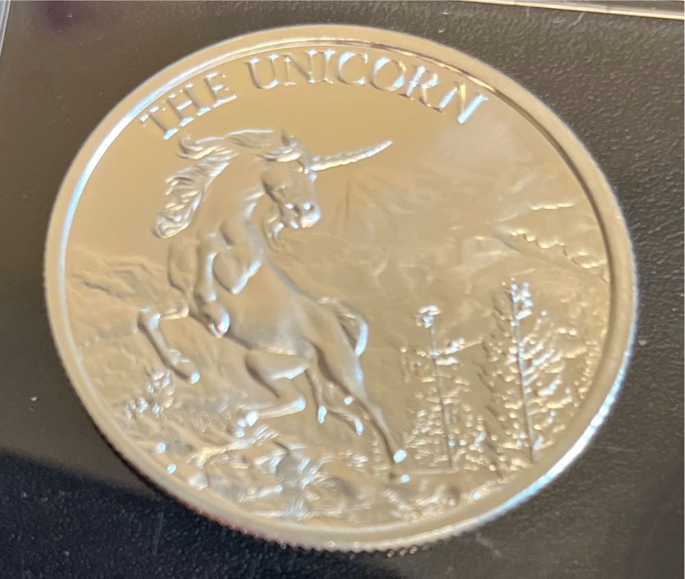 2 Dollars - Elizabeth II (Polar bear, with security features)