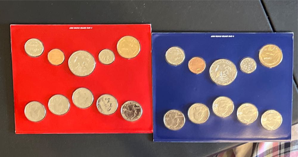 C. 2017 United States Mint Uncirculated Coin Set   coin collectible - Main Image 2