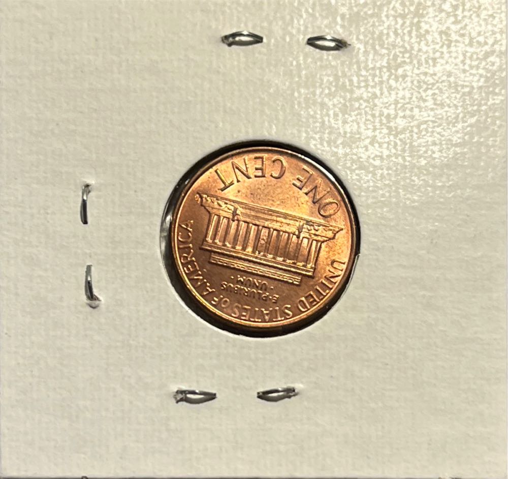 American 1986 D 1 Cent “Lincoln Memorial Cent” Penny (Mom’s Collection)  coin collectible - Main Image 2