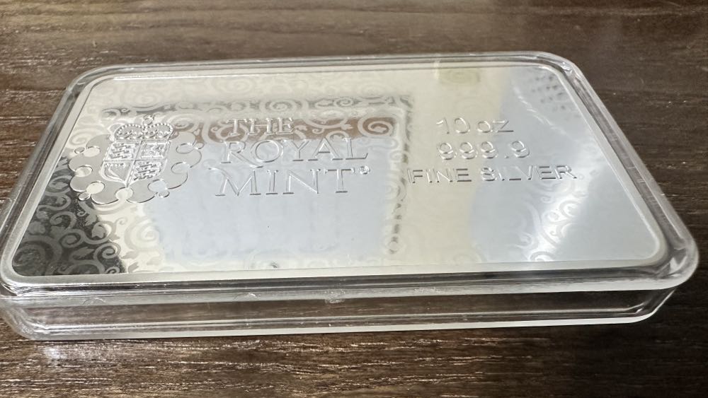 10oz - 2024 - Una And The Lion - Silver Bar  coin collectible - Main Image 2