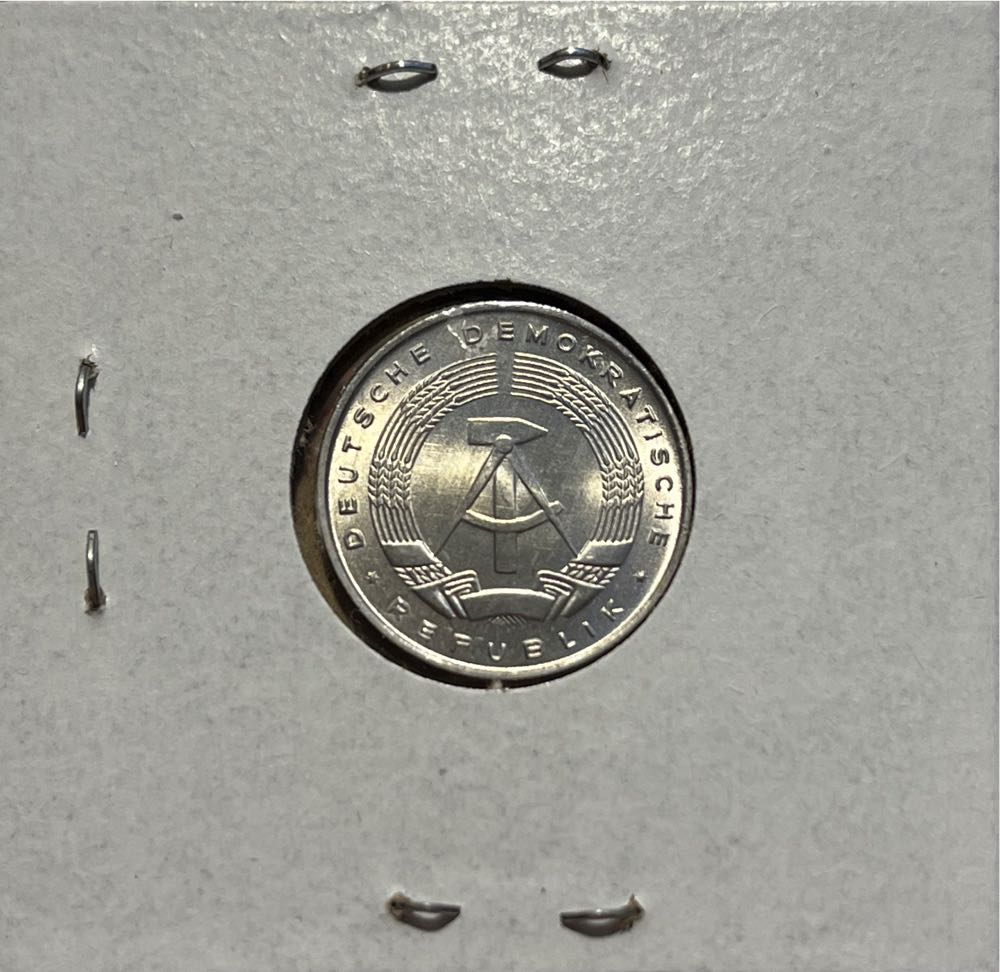 German 1975 A 5 Pfennigs Flat Edge Steel  coin collectible - Main Image 2