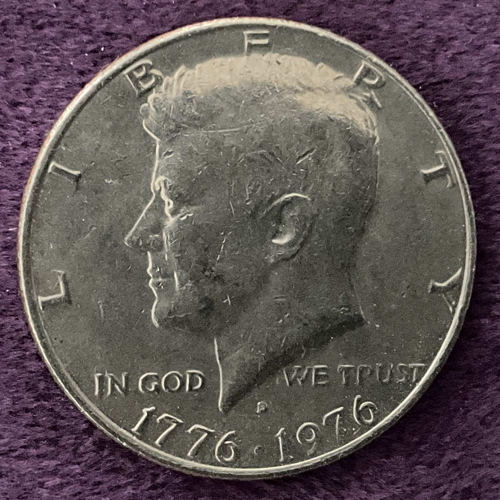 Half Dollar JFK 1976 D Bi-Centennial 3  coin collectible - Main Image 3