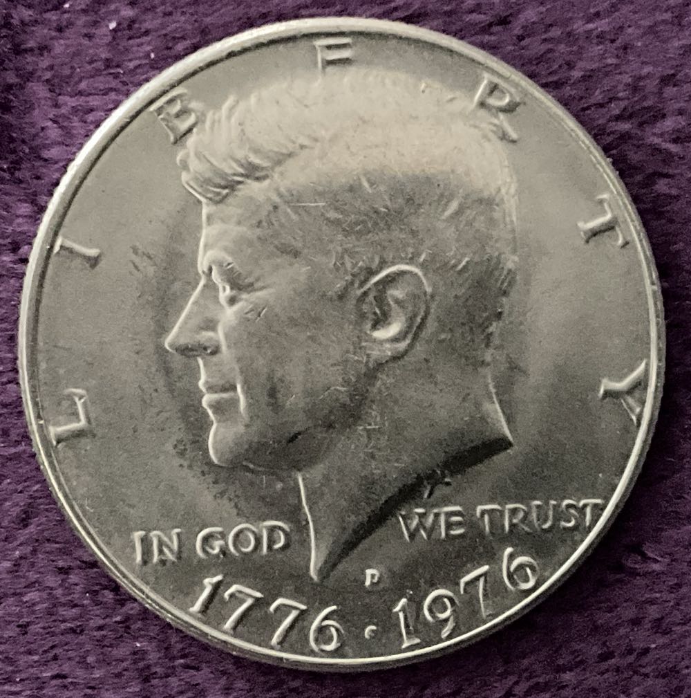 Half Dollar JFK 1976 D Bi-Centennial 4  coin collectible - Main Image 3