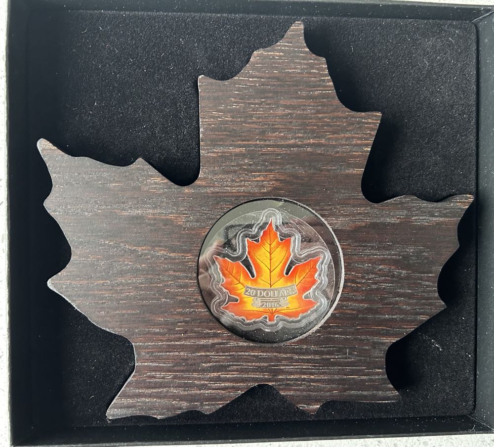 2016 Maple Leaf   coin collectible - Main Image 2