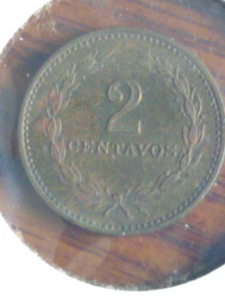 Foreign 1974 2 Centavos Republic El Salvador   coin collectible - Main Image 2