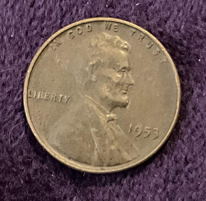 Lighthouse And Ocean Argent