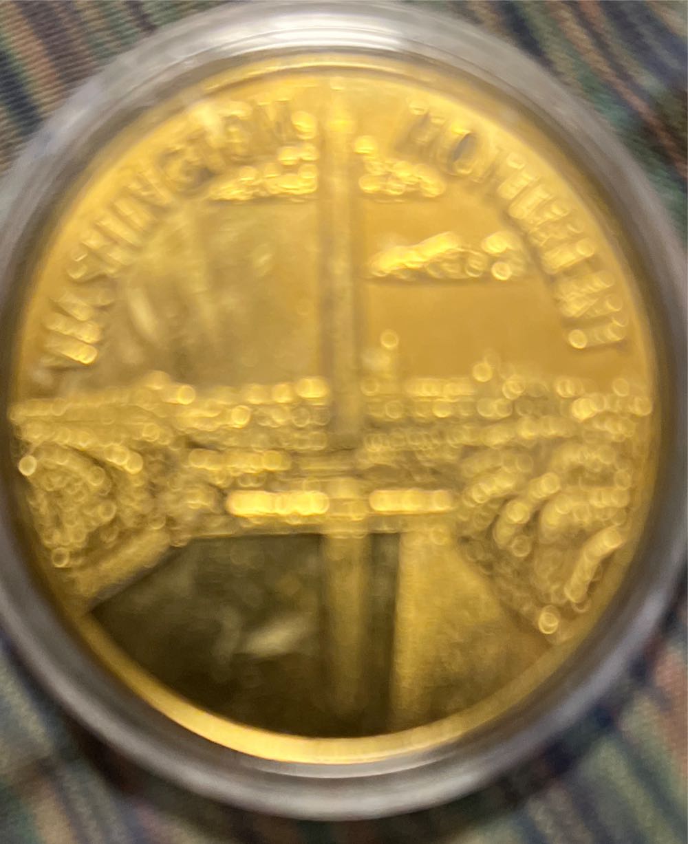 Newseum Washington Monument  coin collectible - Main Image 2