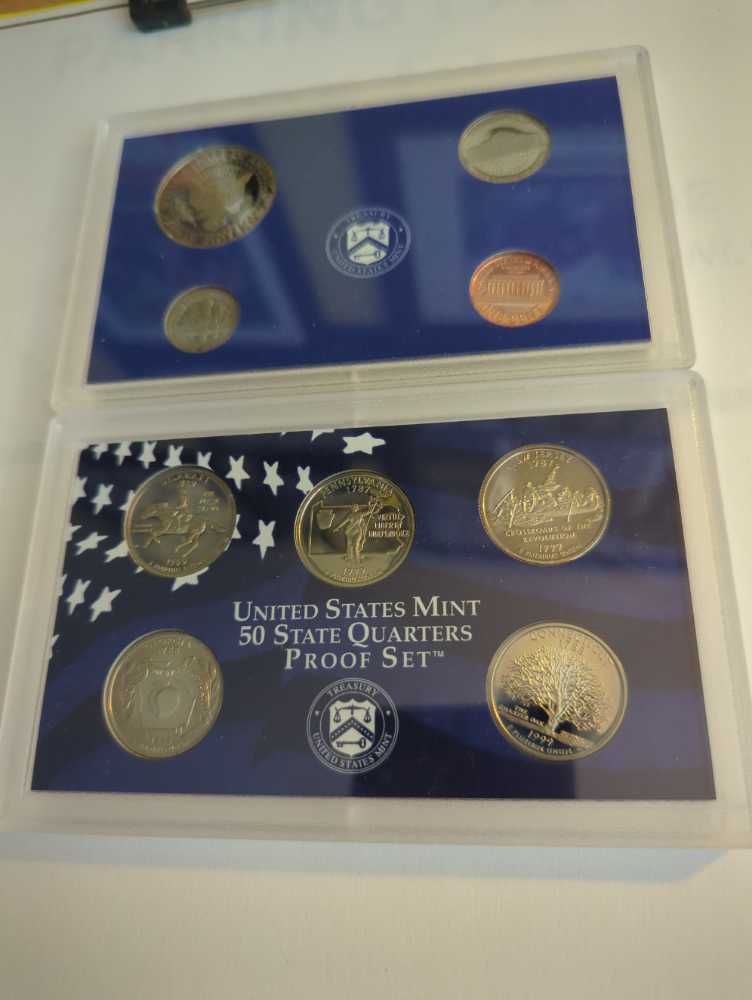 Standard 1999-S US Mint Proof Set Plus (5) State Quarters  coin collectible - Main Image 2