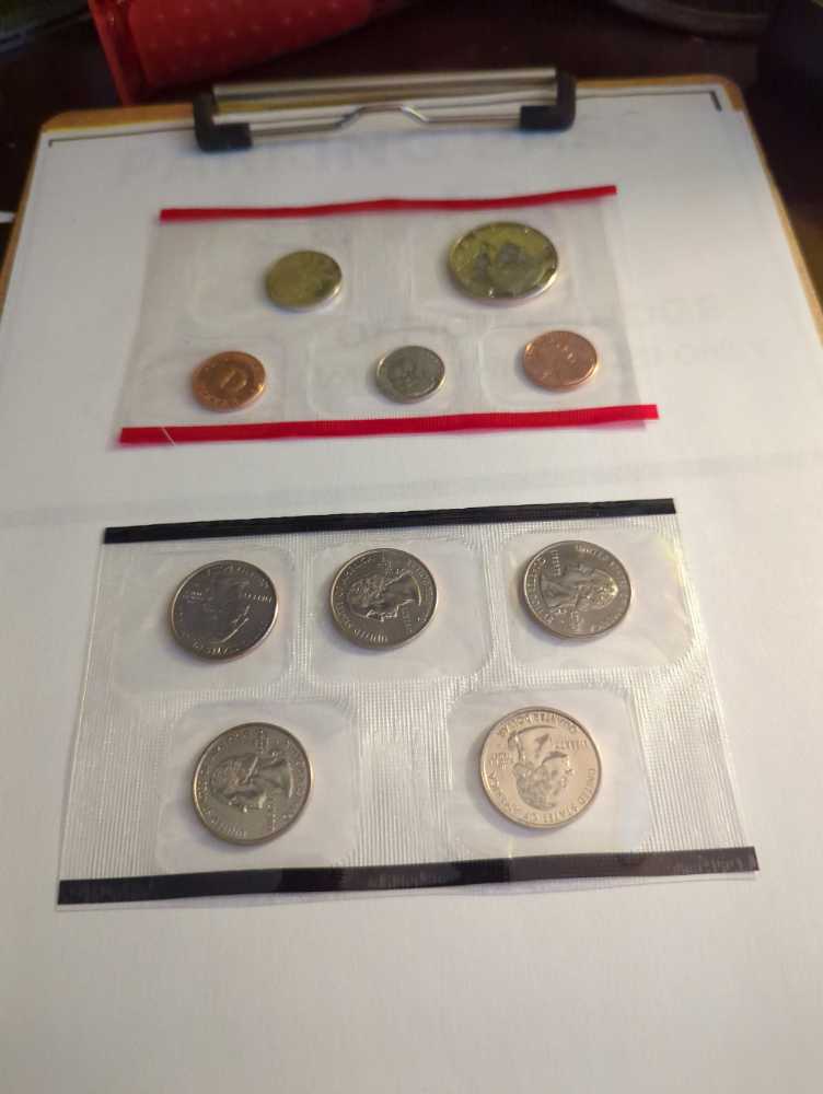 United States Mint Uncirculated Coin Set 1999  coin collectible - Main Image 2