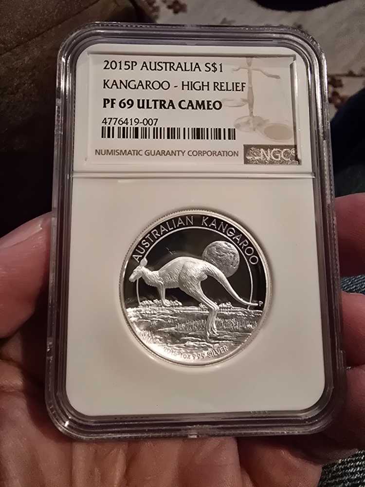 2017 Canadian Maple - W16 Privy