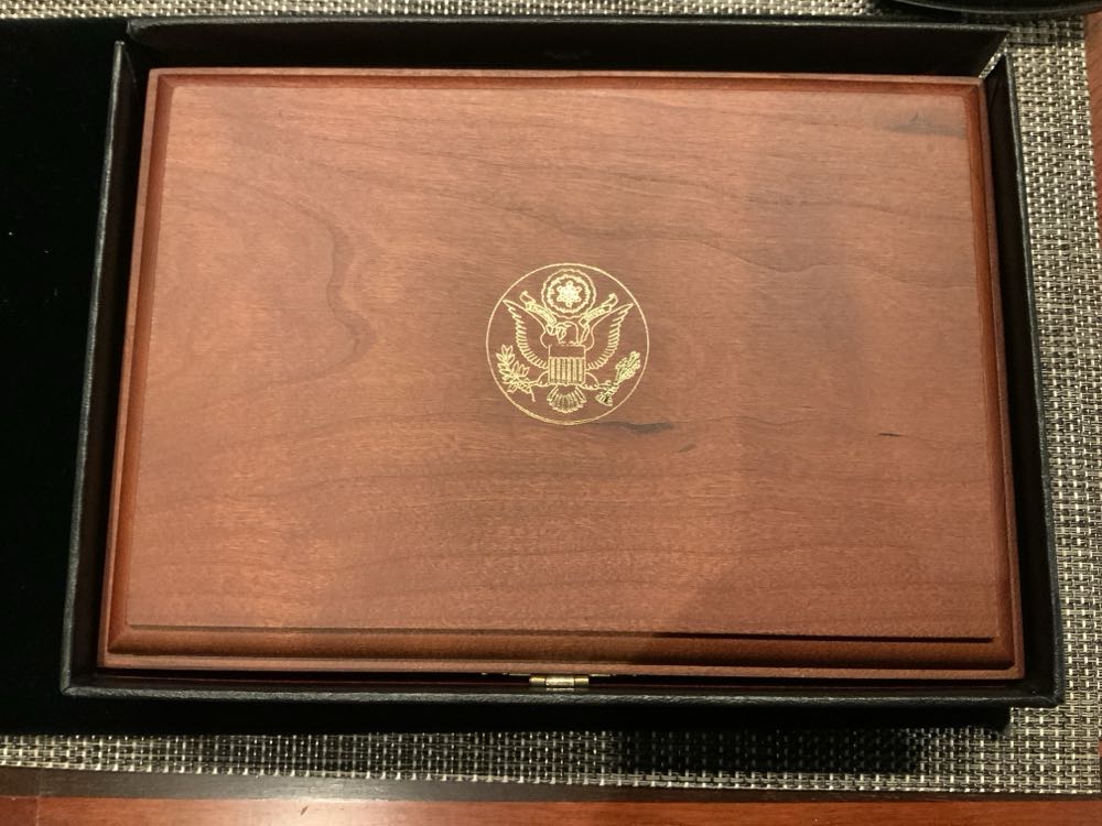 1984 Olympic Coin Set (6) Coins, 2 Gold, 4 Silver  coin collectible - Main Image 3