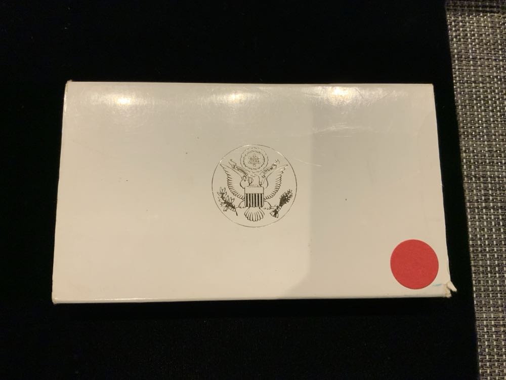 1984 Olympic Gold Coin $10  coin collectible - Main Image 2