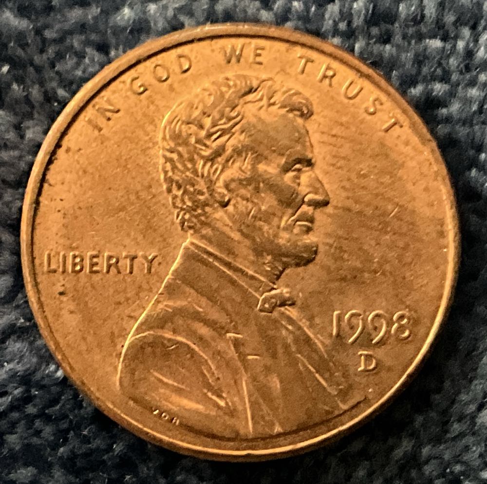 Disney - Doug And Squirrel 2024