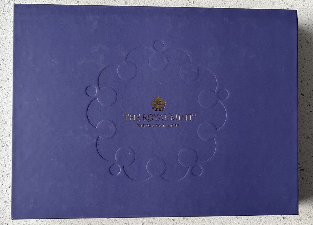 2023 Britannia -Proof 1/10th Gold  coin collectible - Main Image 4