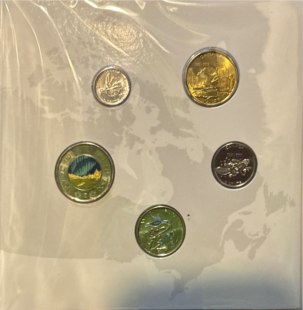My Canada 150 Anniversary Mint Sealed Set With Glow In The Dark $2 Toonie!  coin collectible [Barcode 623932081901] - Main Image 2