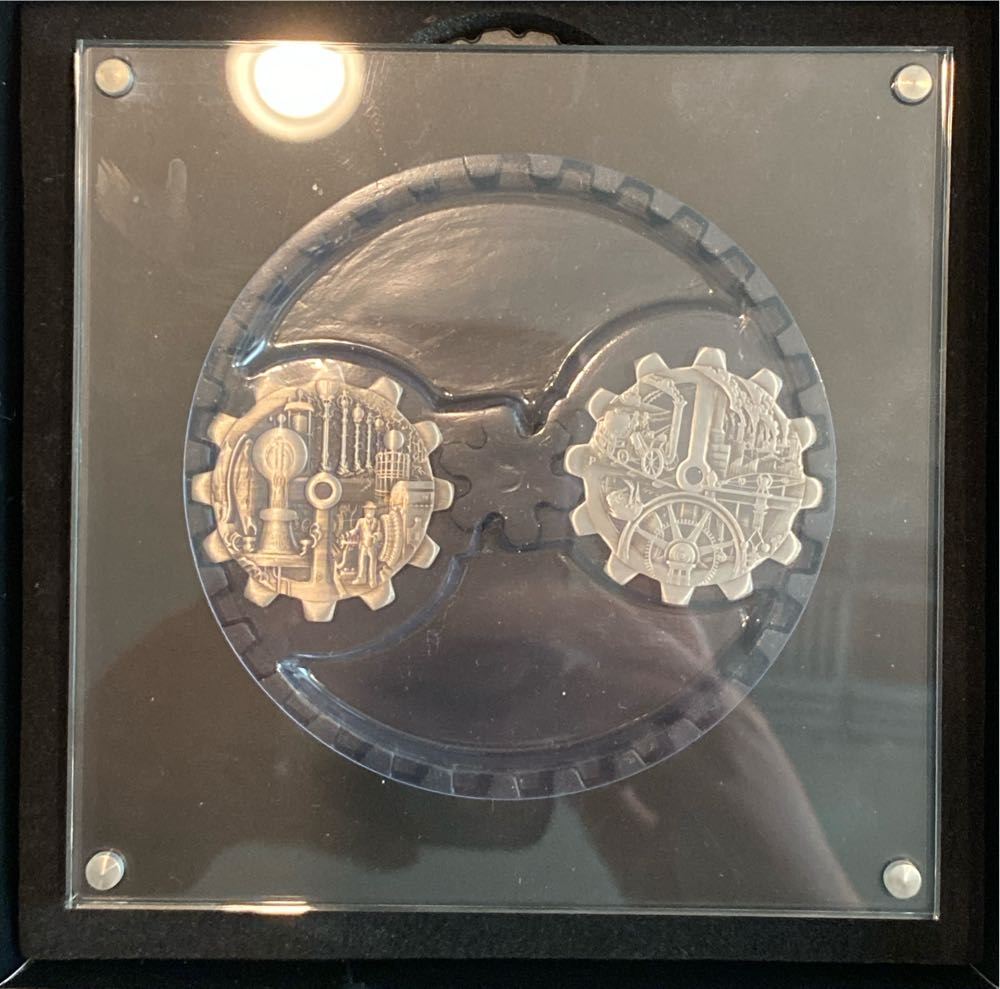 Evolution Of Industry 1 OZ Silver Gear  coin collectible - Main Image 2