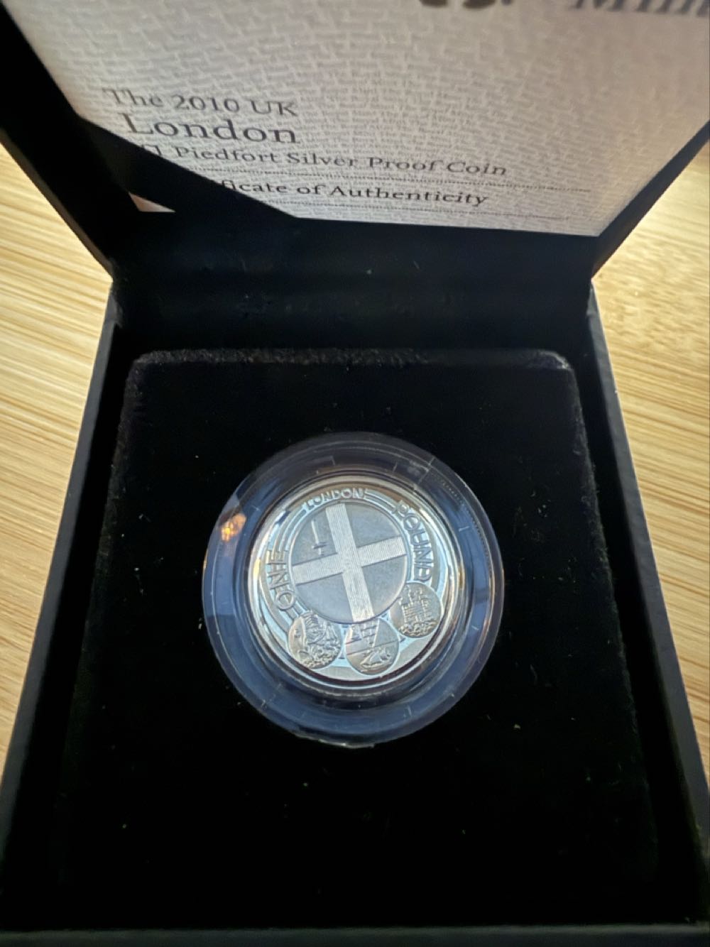 1oz | Royal Celebration