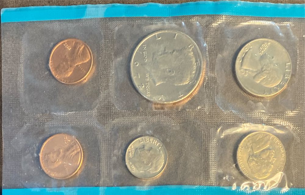 1972 Mint Set   coin collectible - Main Image 2