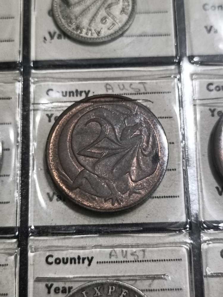 Disneyland Pixar Place Hotel Coin Medallion Russell & Dug UP Movie 