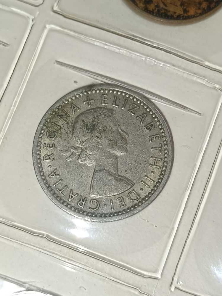 United Kingdom 6 Pence  coin collectible - Main Image 2