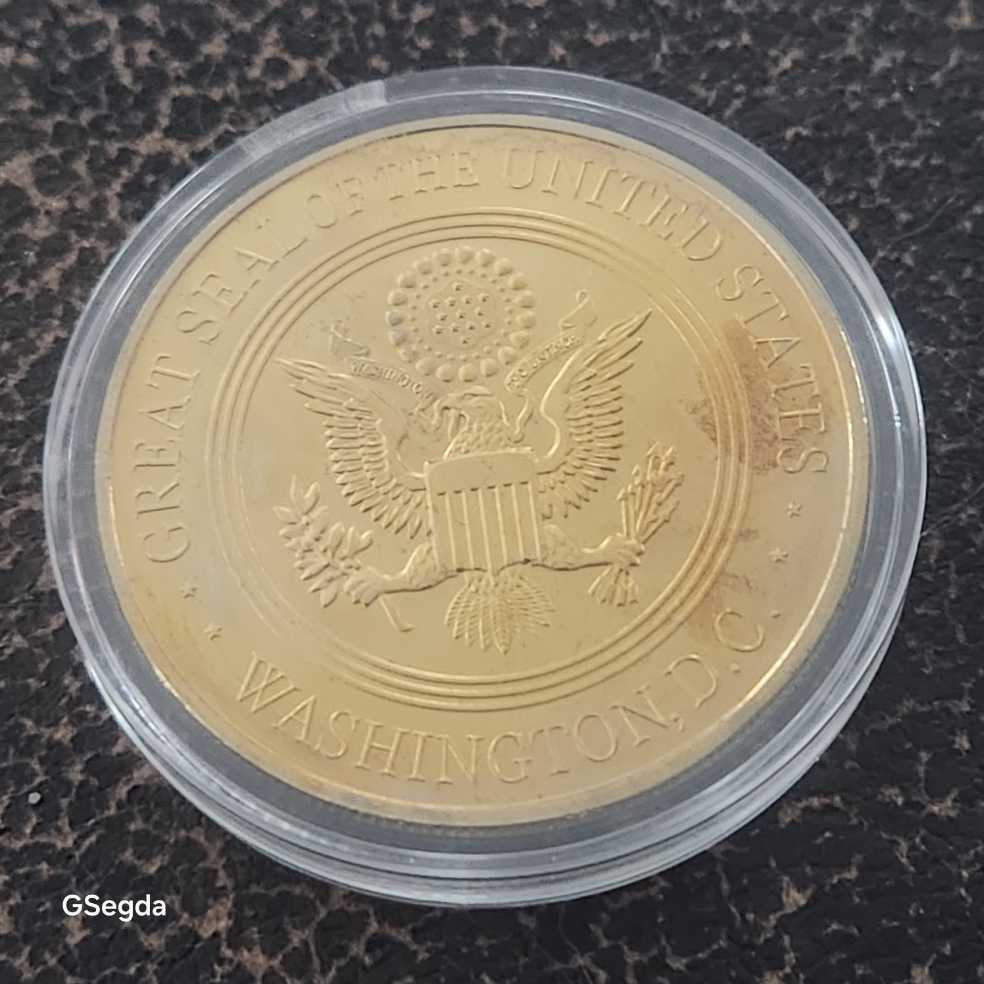 Armed Forces  coin collectible - Main Image 2