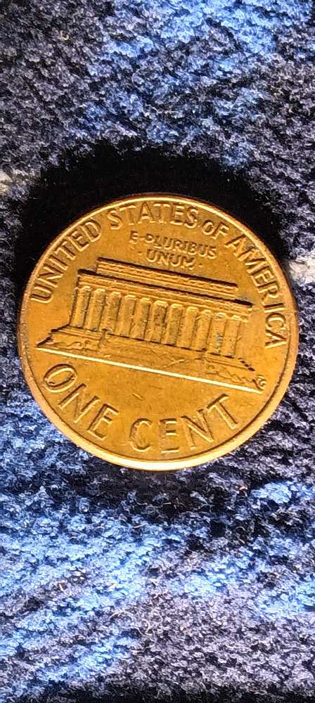 1977 D Lincoln Cent  coin collectible - Main Image 2