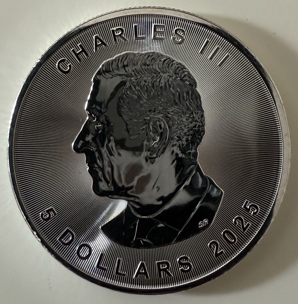 Maple Leaf  coin collectible - Main Image 2
