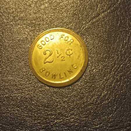 Ran Ham Bowling Center/Good For 2 1/2 Cent Bowling  coin collectible - Main Image 2