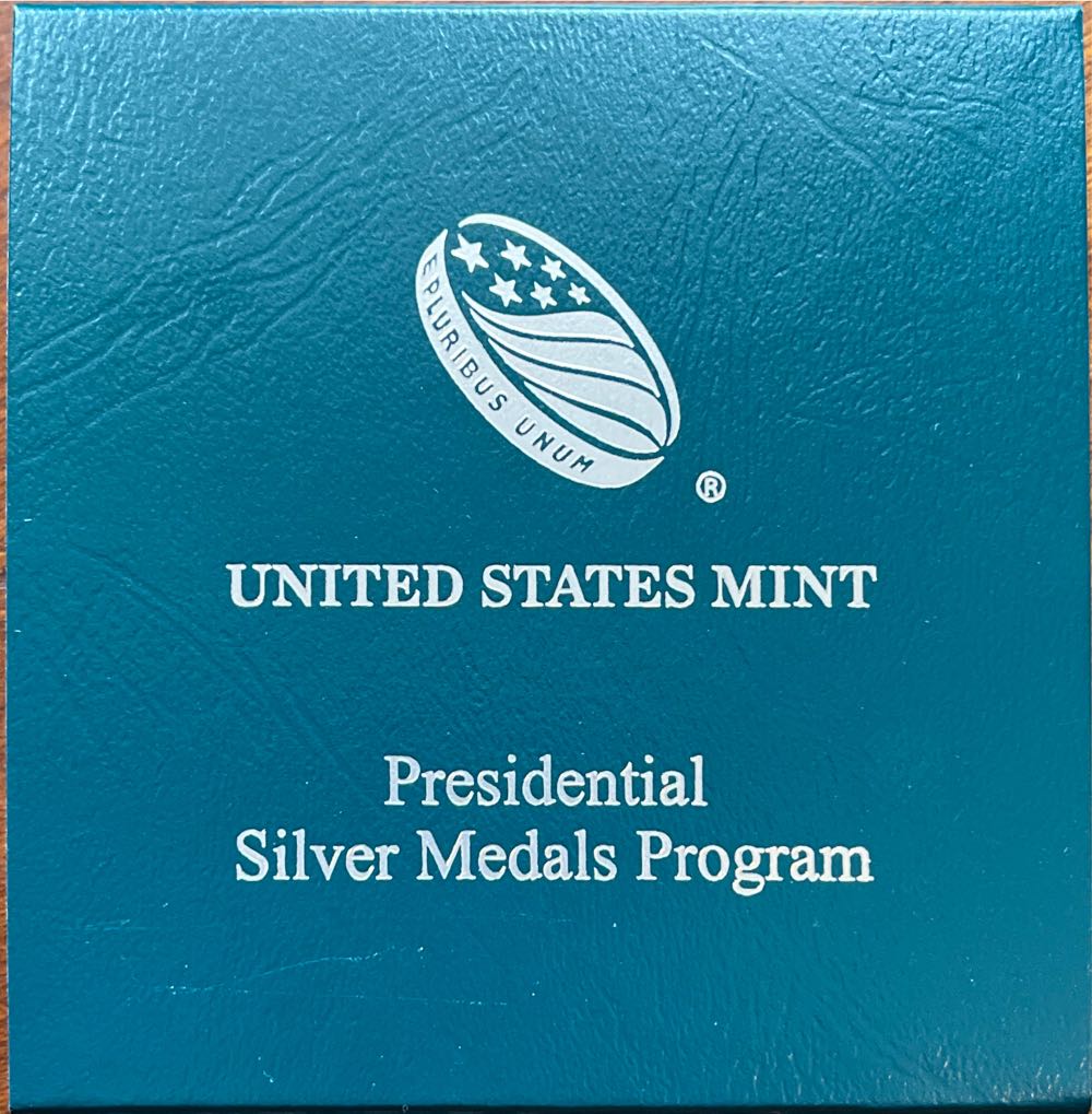 S822 Presidential Silver Medal Cleveland  coin collectible [Barcode 704786560870] - Main Image 3