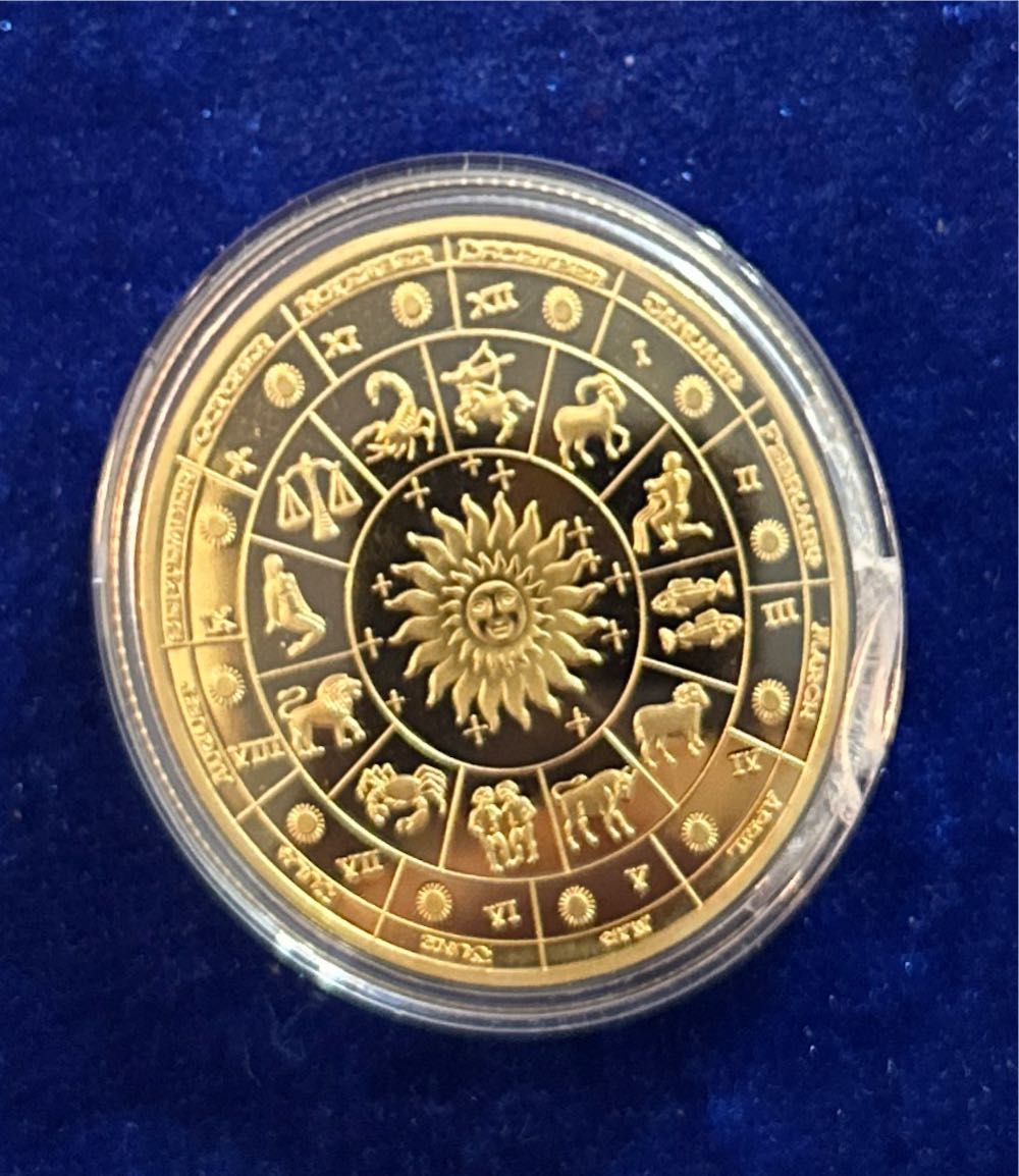 Gold Zodiac Moon  coin collectible - Main Image 2