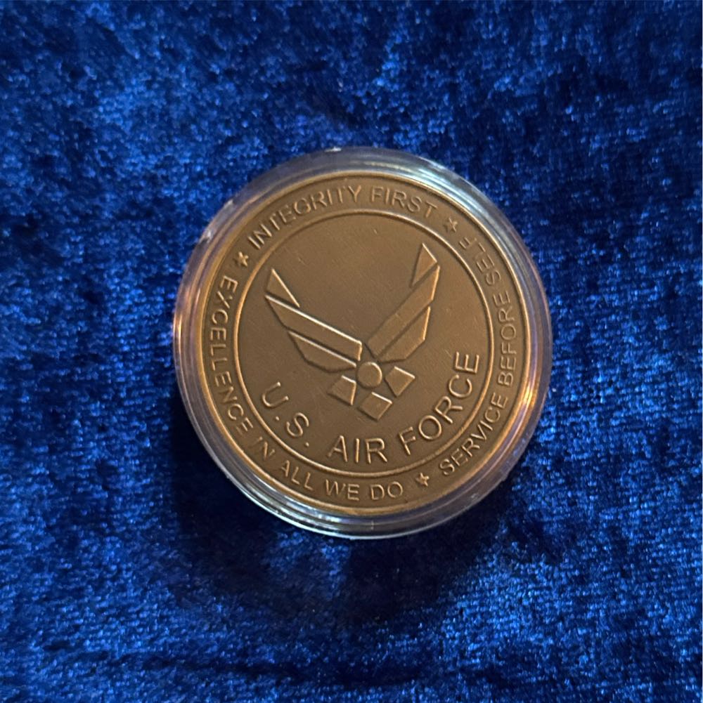 P-38 Lightning  coin collectible - Main Image 2