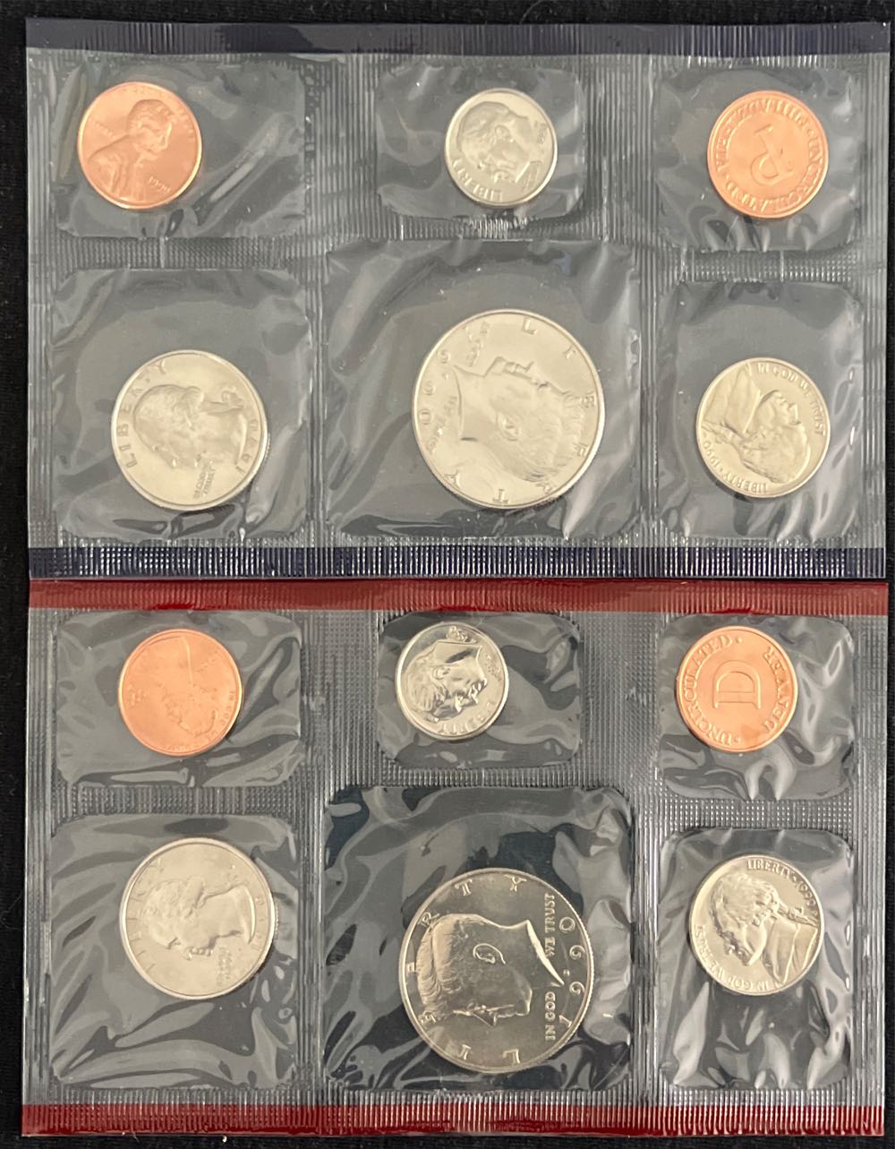 The US Mint 1990 Uncirculated Coin Set  coin collectible - Main Image 2