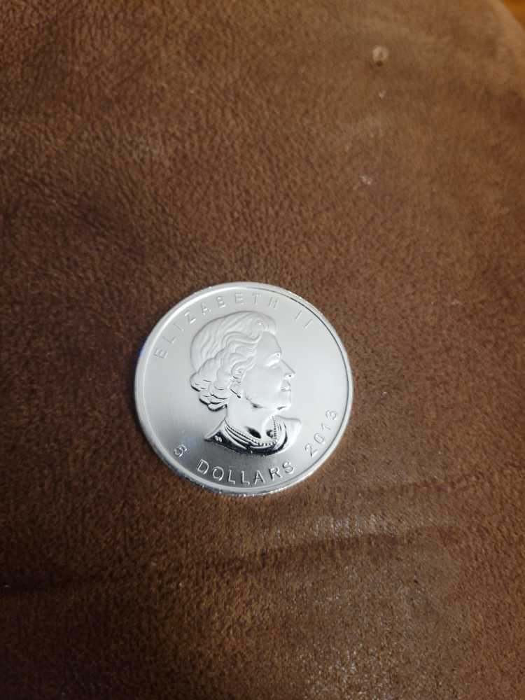 Canadian Silver Maple Leaf  coin collectible - Main Image 2