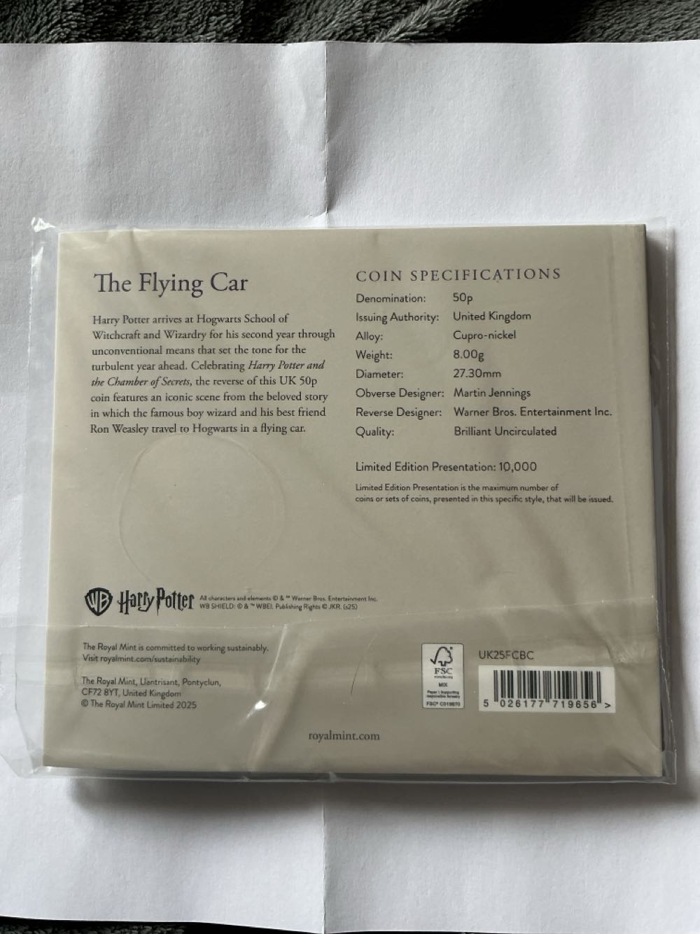 Harry Potter: The Flying Car  coin collectible [Barcode 5026177719656] - Main Image 2
