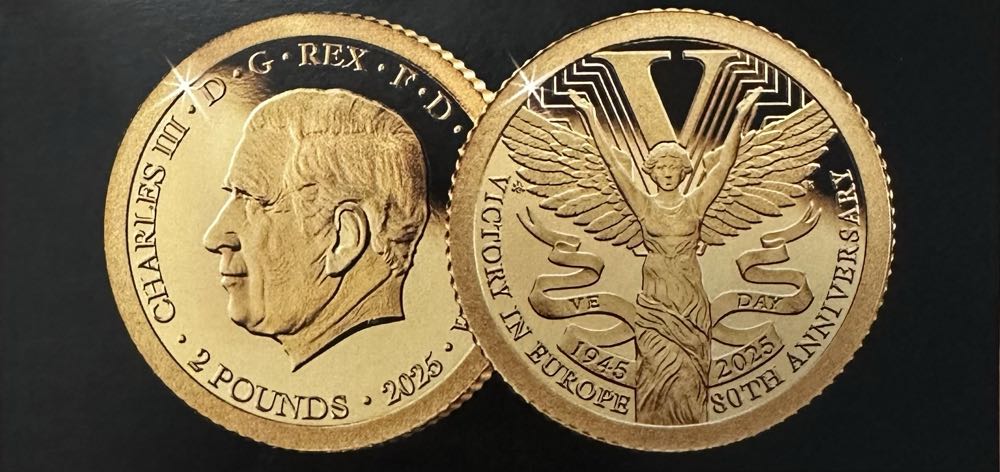 80th Anniversary Of VE Day 24ct Gold Proof Coin  coin collectible - Main Image 2