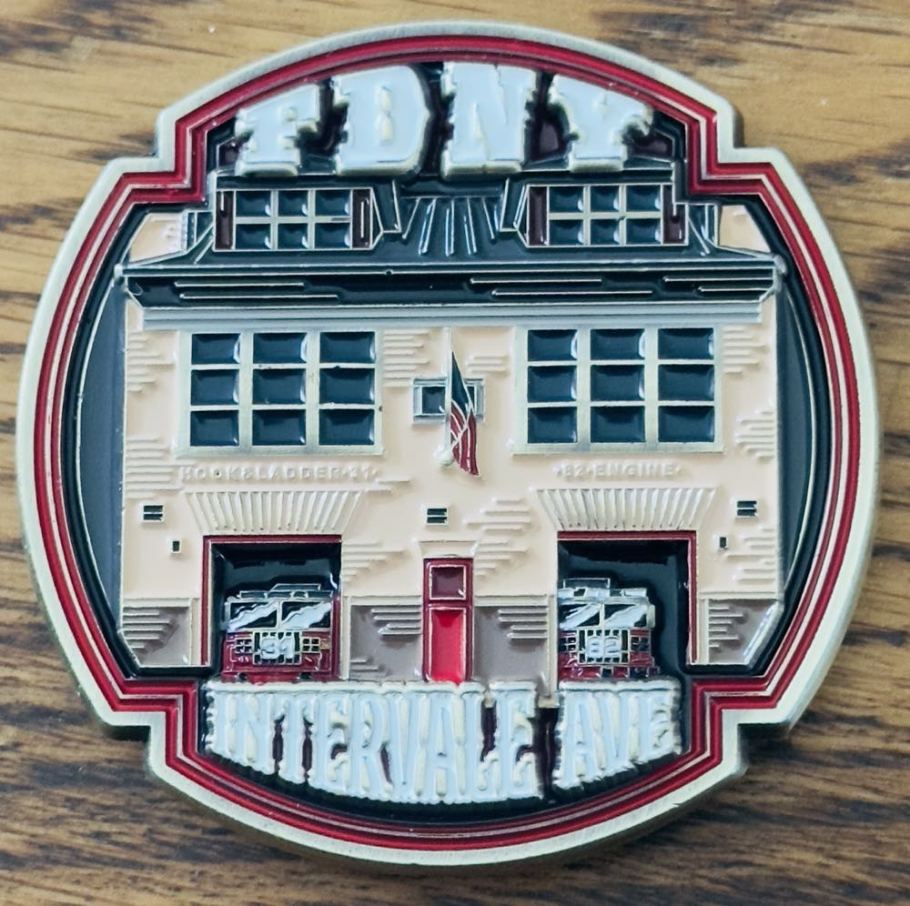 FDNY E82 / L31  coin collectible - Main Image 2