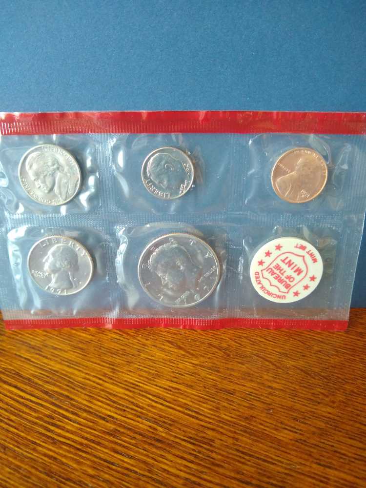 Uncirculated 1971  coin collectible - Main Image 2
