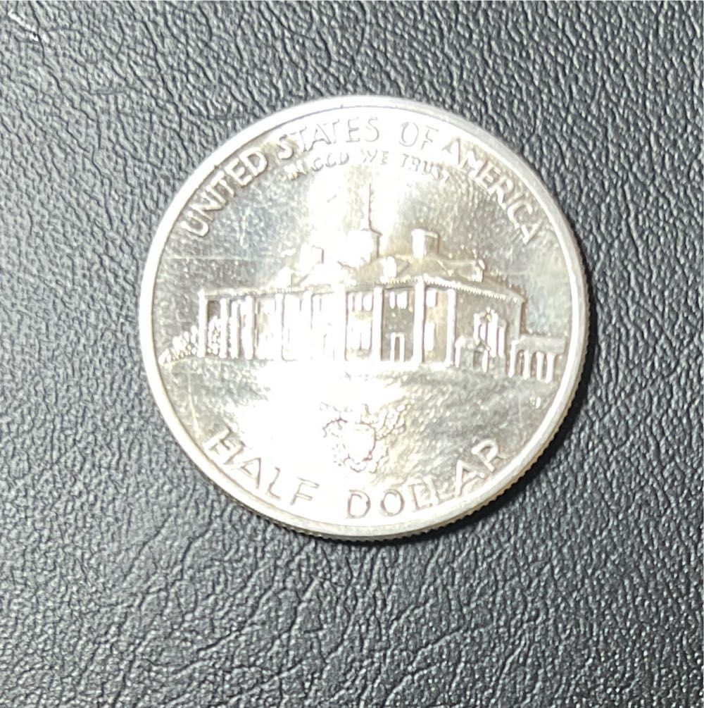 1982-D Uncirculated George Washington Half Dollar  coin collectible - Main Image 2
