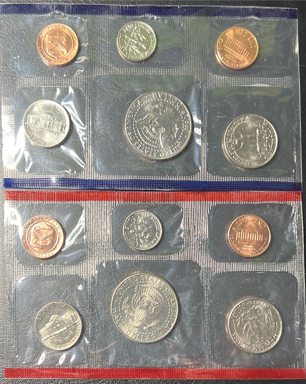 1994 US Mint Uncirculated Coin Set  coin collectible - Main Image 3