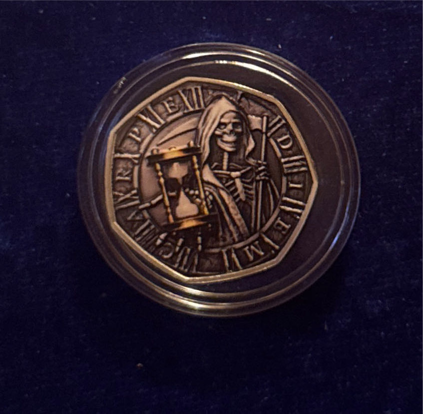 Momento Mort  coin collectible - Main Image 2