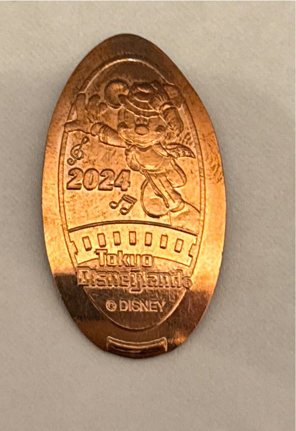 The. Queen’s Reign: The Commonwealth