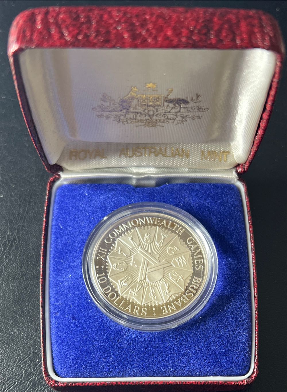 1982 Royal Australian Mint XII Commonwealth Games Brisbane  coin collectible - Main Image 2