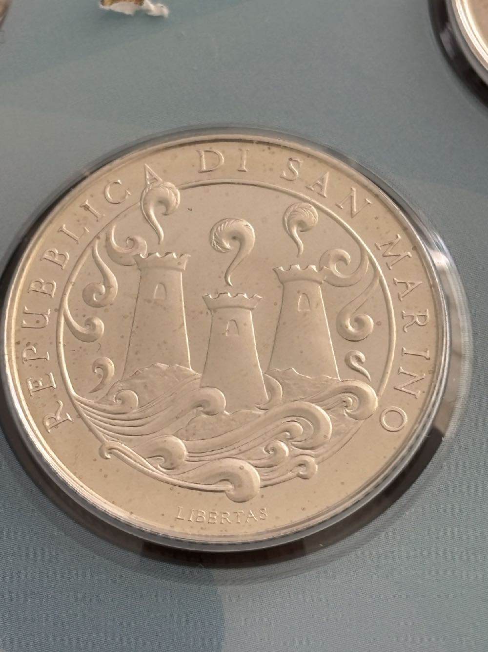 5 Euros  coin collectible - Main Image 2