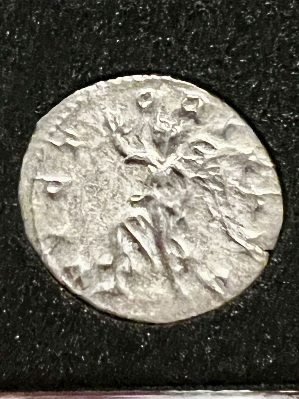 Traianus Decius - A - VICTORIA AVG  coin collectible - Main Image 2