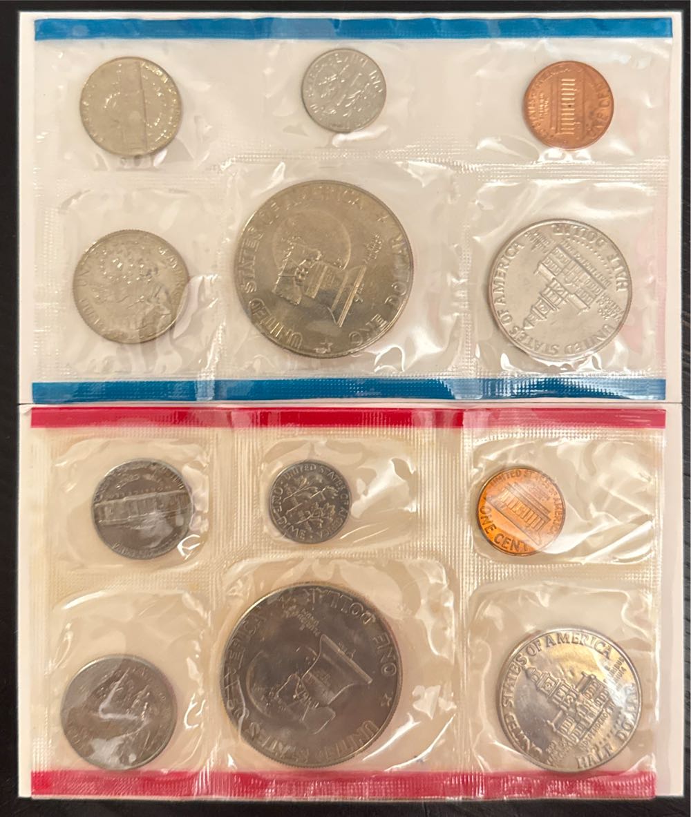 1975 United States Mint Uncirculated Set  coin collectible - Main Image 3