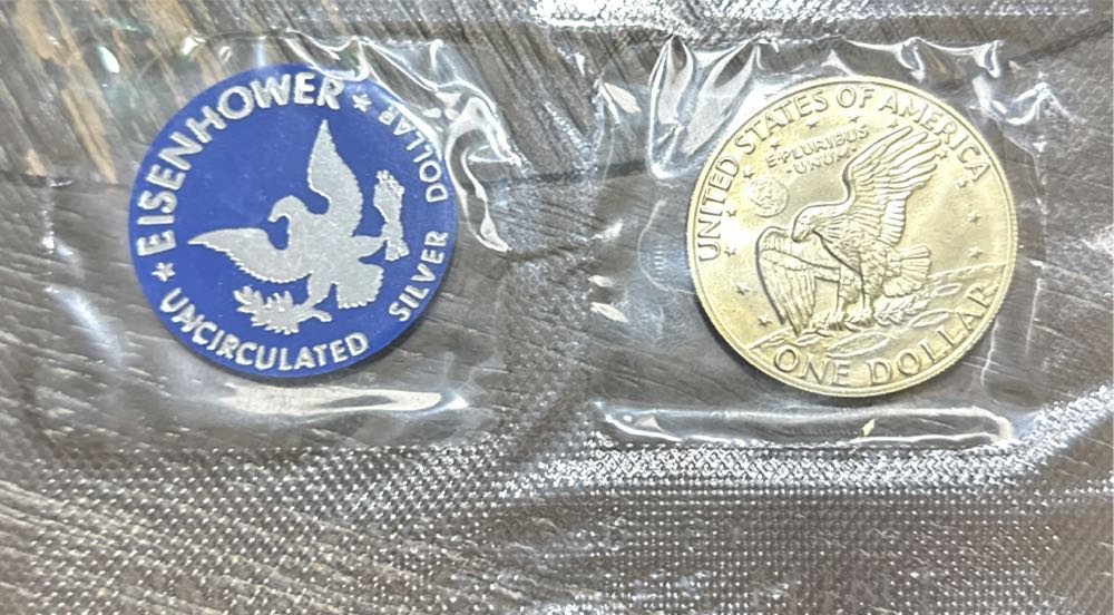 Dollar Coin 1973 S Eisenhower Uncirculated Silver Dollar  coin collectible - Main Image 3
