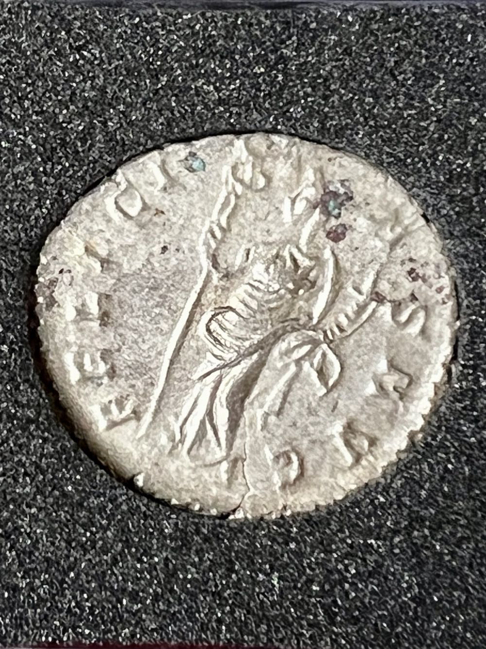 Postumus - A - FELICITAS AVG  coin collectible - Main Image 2