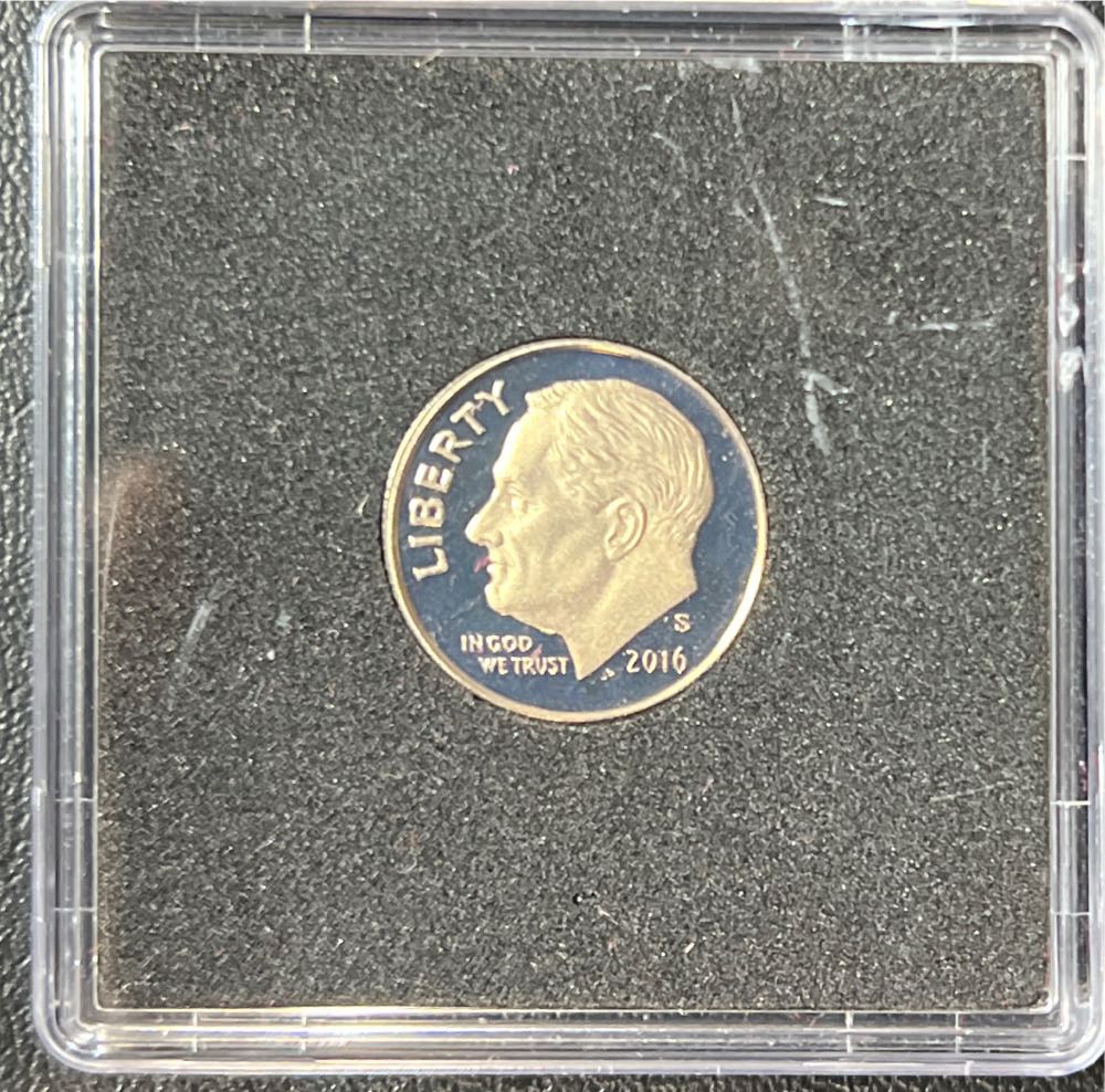 1976 Turks & Caicos Islands Victoria 20 Crown Silver Coin Uncirculated COA Book